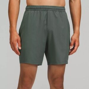Lululemon Men’s Pace Breaker Short (liner less)
